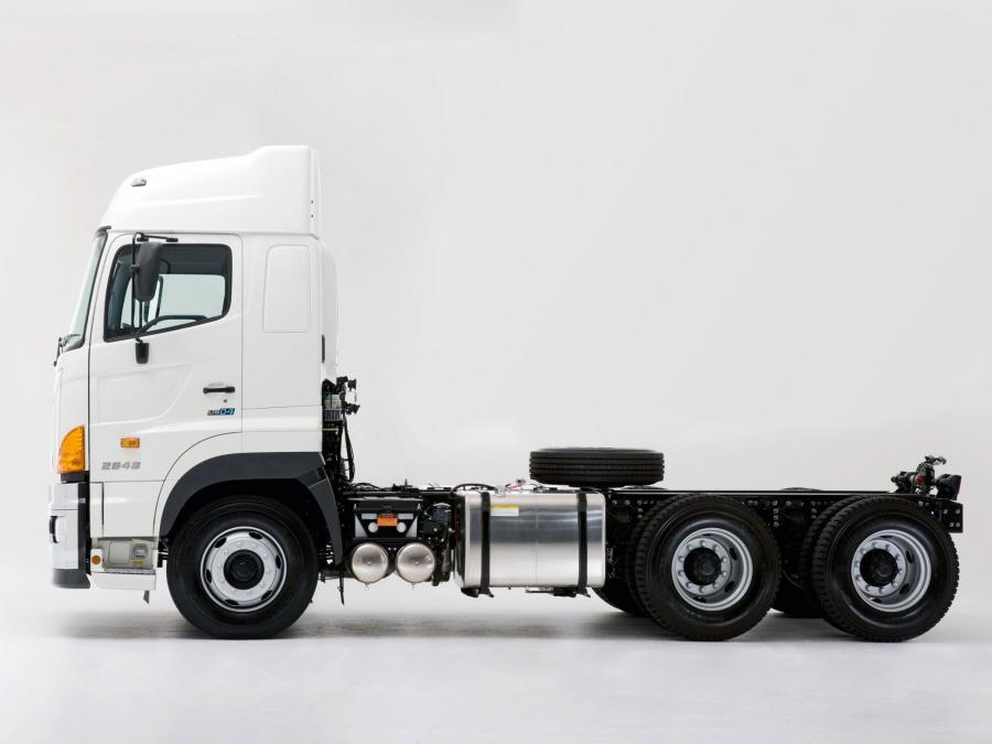  Hino 700 SS 2848 2003 года  (фото 4 из 12)